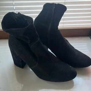 Target women’s high heeled ankle boots size 10